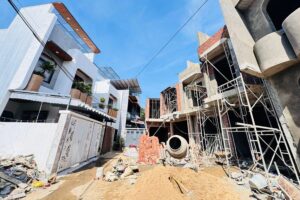 Nhà 2 Tầng – 2 Mê – K717 Tôn Đản – Full Nội Thất – ô tô Đậu Trong Sân